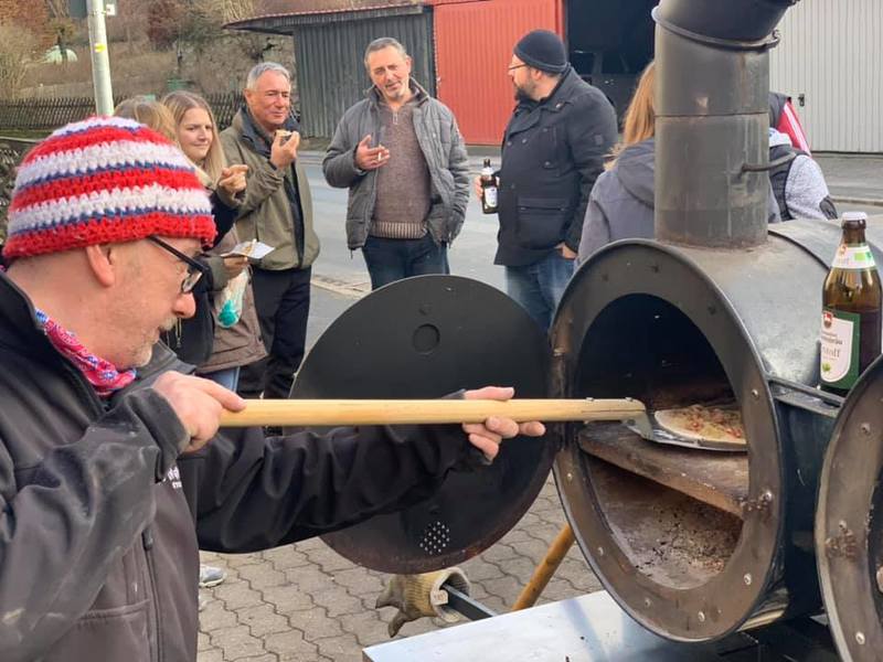 Wahlkampfauftakt mit Flammkuchen, gibt es etwas sch�neres? 