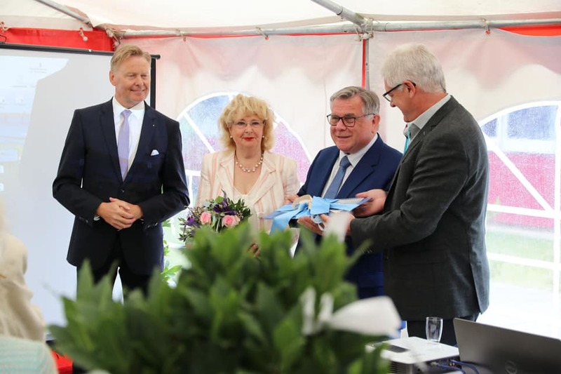 Herzlichen Gl�ckwunsch und vielen Dank f�r deine super Arbeit!
