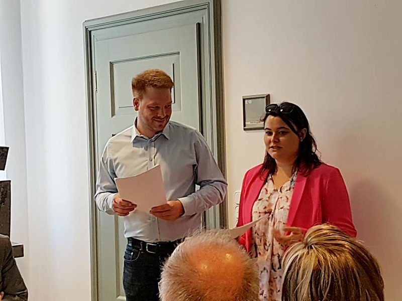 Vielen Dank auch an die JU-Kreisvorsitzenden Henner Wasmuth und Martina Hoffmann, f�r deren Organisation des Gipfels. 