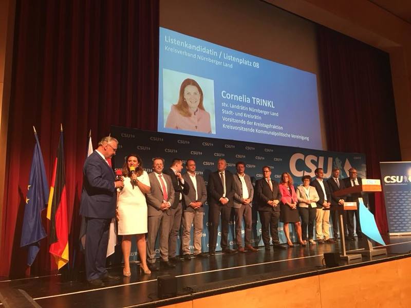 Unsere stellvertretende Landr�tin, Cornelia Trinkl, kandidiert auf Listenplatz 8 f�r den Bayerischen Landtag.  