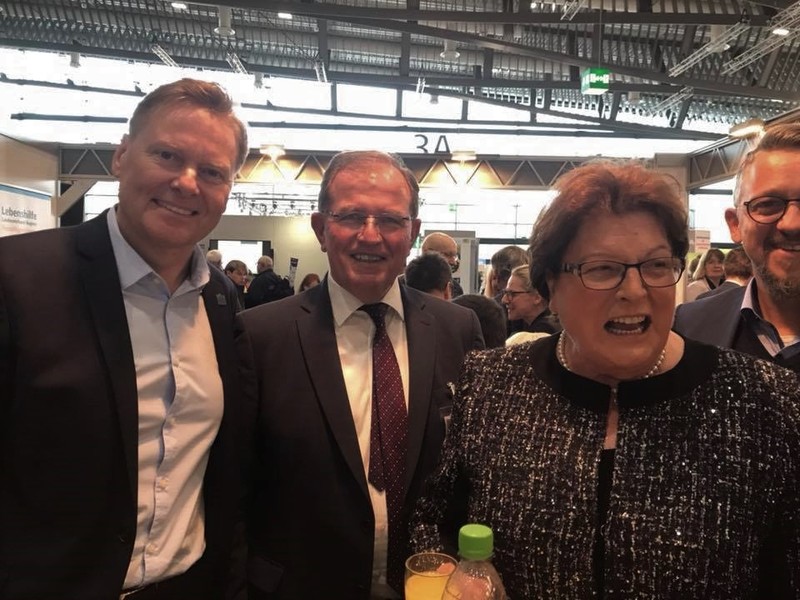 Tolle Gespr�che, zusammen mit einer gut gelaunten Barbara Stamm. 