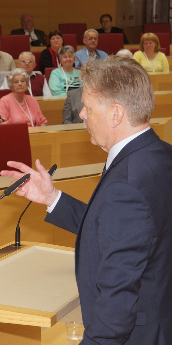 &nbsp;<strong>Besuch von G&auml;sten aus dem Stimmkreis im Landtag</strong>