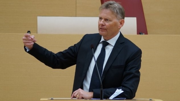 Norbert Dnkel, hier whrend einer Rede vor dem Bayerischen Landtag, ist sehr zufrieden mit den Ergebnissen der CSU-Klausurtagung. <>  Foto: M. Keilholz 